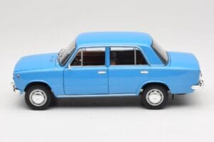 Lada 1200 2101 Blau IXO 1:18 18CMC204OP Druckguss — Bild 4 von 8