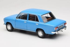 Lada 1200 2101 Blau IXO 1:18 18CMC204OP Druckguss — Bild 7 von 8