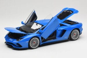 Lamborghini Aventador S LP740-4 Blue Nila AUTOart 1:18 79134 Druckguss — Bild 2 von 8