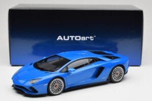 Lamborghini Aventador S LP740-4 Blue Nila AUTOart 1:18 79134 Druckguss — Bild 8 von 8