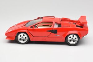 Lamborghini Countach Rot Bburago 1:18 3047-M1 Druckguss — Bild 4 von 8