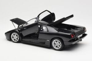 Lamborghini Diablo 6.0 Schwarz AUTOart 1:18 74528 Druckguss — Bild 5 von 8
