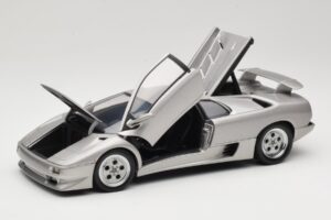 Lamborghini Diablo Silber AUTOart 1:18 70071 Druckguss — Bild 2 von 8