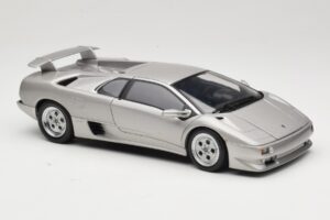 Lamborghini Diablo Silber AUTOart 1:18 70071 Druckguss — Bild 6 von 8