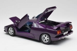 Lamborghini Diablo Jota Lila Maisto 1:18 50276 Druckguss — Bild 5 von 8