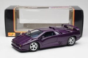 Lamborghini Diablo Jota Lila Maisto 1:18 50276 Druckguss — Bild 8 von 8