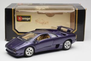 Lamborghini Diablo Lila Maisto 1:18 3028 Druckguss — Bild 8 von 8