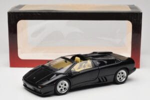 Lamborghini Diablo Roadster Schwarz AUTOart 1:18 70093-R1 Druckguss — Bild 10 von 10