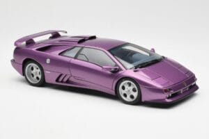 Lamborghini Diablo SE30 Jota Metallic Lila AUTOart 1:18 79142 Komposit — Bild 6 von 8