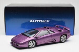 Lamborghini Diablo SE30 Jota Metallic Lila AUTOart 1:18 79142 Komposit — Bild 8 von 8
