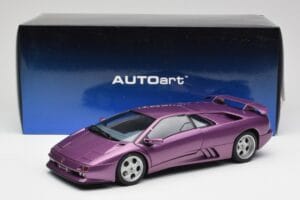 Lamborghini Diablo SE30 Anniversary Edition Metallic Lila AUTOart 1:18 79158 Druckguss — Bild 8 von 8