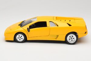 Lamborghini Diablo Gelb Tonka 1:18 09035 Druckguss — Bild 4 von 8