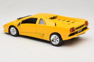 Lamborghini Diablo Gelb Tonka 1:18 09035 Druckguss — Bild 7 von 8