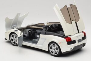 Lamborghini Gallardo Concept Weiß Mondo Motors 1:18 146432 Druckguss — Bild 5 von 8