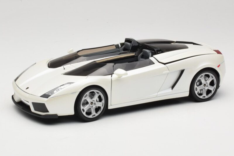 Lamborghini Gallardo Concept Weiß Mondo Motors 1:18 146432 Druckguss