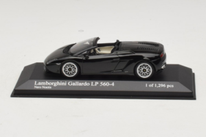 Lamborghini Gallardo LP560-4 Spyder Schwarz Minichamps 1:43 400103830 Druckguss