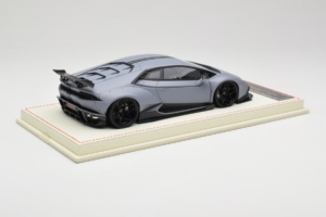 Lamborghini Huracan LB Performance x Novitec Torado Grau Davis & Giovanni 1:18 HURACAN001 Resin — Bild 3 von 7