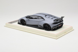 Lamborghini Huracan LB Performance x Novitec Torado Grau Davis & Giovanni 1:18 HURACAN001 Resin — Bild 5 von 7
