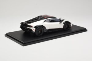Lamborghini Huracan Sterrato No. 63 Weiß TopSpeed 1:18 TS0610 Resin — Bild 2 von 6