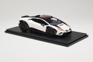 Lamborghini Huracan Sterrato No. 63 Weiß TopSpeed 1:18 TS0610 Resin — Bild 4 von 6