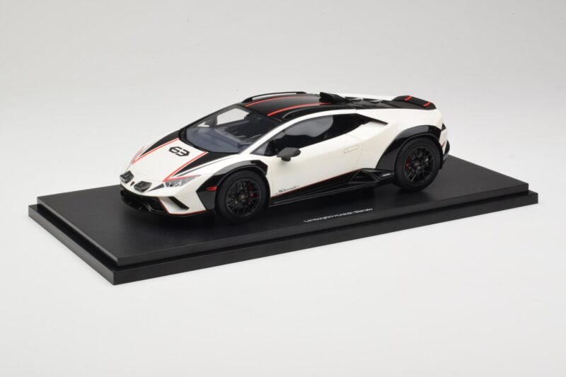 Lamborghini Huracan Sterrato No. 63 Weiß TopSpeed 1:18 TS0610 Resin