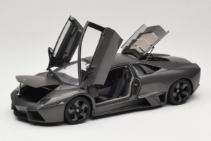 Lamborghini Reventon Matte Grey AUTOart 1:18 74591 Druckguss — Bild 2 von 8