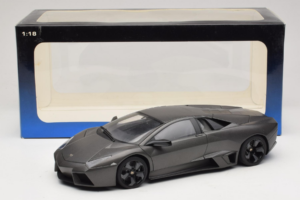 Lamborghini Reventon Matte Grey AUTOart 1:18 74591 Druckguss — Bild 8 von 8