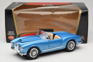 Lancia Aurelia B24 Spider Blau Bburago 1:18 3010-M1 Druckguss — Bild 8 von 8