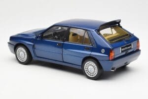 Lancia Delta HF Integrale Evo II Blau Kyosho 1:18 08341BL Druckguss — Bild 7 von 8