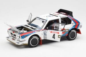 Lancia Delta S4 Martini #4 H. Toivonen / S. Cresto Rally Tour de Corse 1986 AUTOart 1:18 88620 Druckguss — Bild 2 von 8