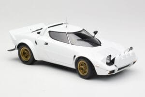Lancia Stratos HF Stradale Weiß Minichamps 1:18 155741700 Druckguss — Bild 4 von 6