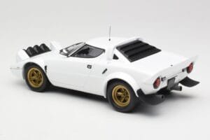 Lancia Stratos HF Stradale Weiß Minichamps 1:18 155741700 Druckguss — Bild 5 von 6