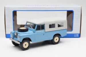 Land Rover Series II 109 Pick Up Closed Blau MCG 1:18 MCG18094 Druckguss — Bild 6 von 6