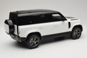 Land Rover Defender 110 L663 GT Spirit 1:12 GT554 Resin — Bild 2 von 6