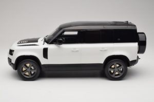 Land Rover Defender 110 L663 GT Spirit 1:12 GT554 Resin — Bild 3 von 6