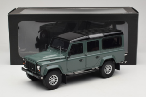 Land Rover Defender Station Wagon Keswick Green GT Spirit 1:18 GT527 Resin — Bild 6 von 6