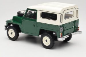 Land Rover Lightweight Series III Hard Top Dunkelgrün BoS Models 1:18 BOS355 Resin — Bild 5 von 6
