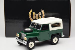Land Rover Lightweight Series III Hard Top Dunkelgrün BoS Models 1:18 BOS355 Resin — Bild 6 von 6