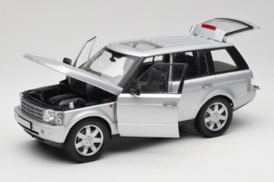 Land Rover Range Rover L322 Silber Welly 1:18 12536W Druckguss — Bild 2 von 8