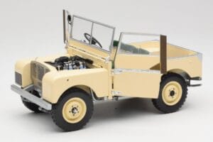 Land Rover Series I 88 Sand Beige Matt Minichamps 1:18 150168905 Druckguss — Bild 2 von 8