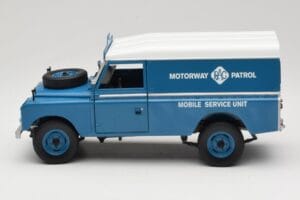 Land Rover Series III 109 Soft Top Motorway Patrol Blau Eagles Race 1:18 4403 Druckguss — Bild 4 von 8