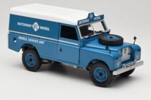 Land Rover Series III 109 Soft Top Motorway Patrol Blau Eagles Race 1:18 4403 Druckguss — Bild 6 von 8