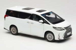Lexus LM300h White Pearl Kyosho 1:18 08963WP Druckguss — Bild 6 von 8