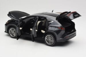 Lexus NX450h+ AZ20 Schwarz Kyosho 1:18 08968GBK Resin — Bild 5 von 8