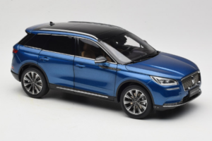 Lincoln Corsair Blau OEM 1:18 LINCOLN001 Druckguss — Bild 6 von 8