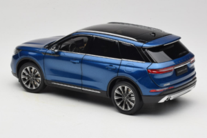 Lincoln Corsair Blau OEM 1:18 LINCOLN001 Druckguss — Bild 7 von 8