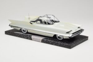Lincoln Futura Concept Weiß Minichamps 1:18 107082030 Druckguss — Bild 4 von 6