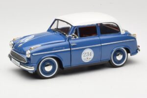 Lloyd Alexander TS #234 Blau Revell 1:18 08463 Druckguss