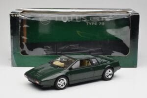 Lotus Esprit S1 Grün AUTOart 1:18 75302 Druckguss — Bild 8 von 8