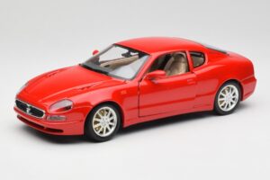 Maserati 3200 GT Rosso Mondiale Bburago 1:18 3341-M1 Druckguss